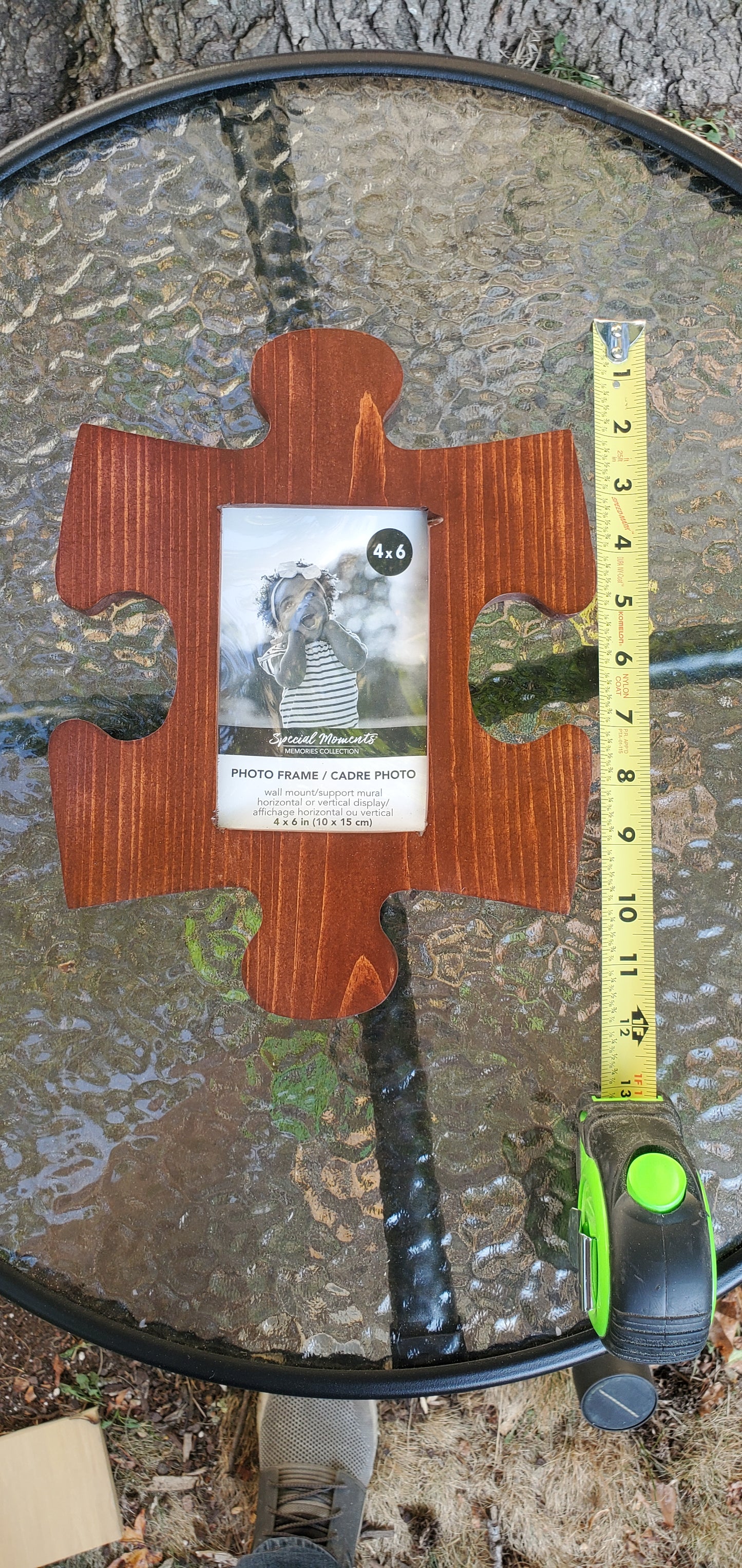 Puzzle piece picture frame