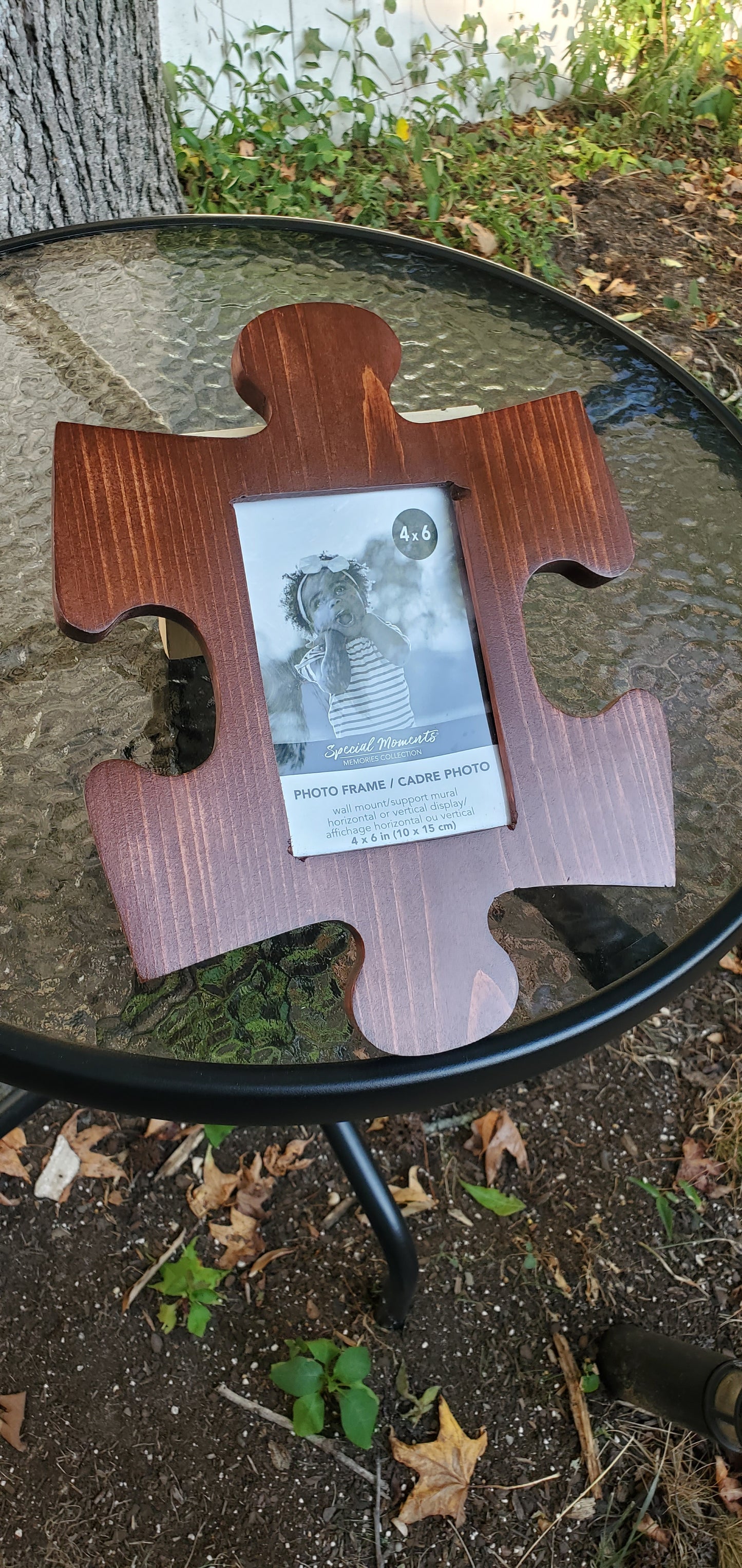 Puzzle piece picture frame